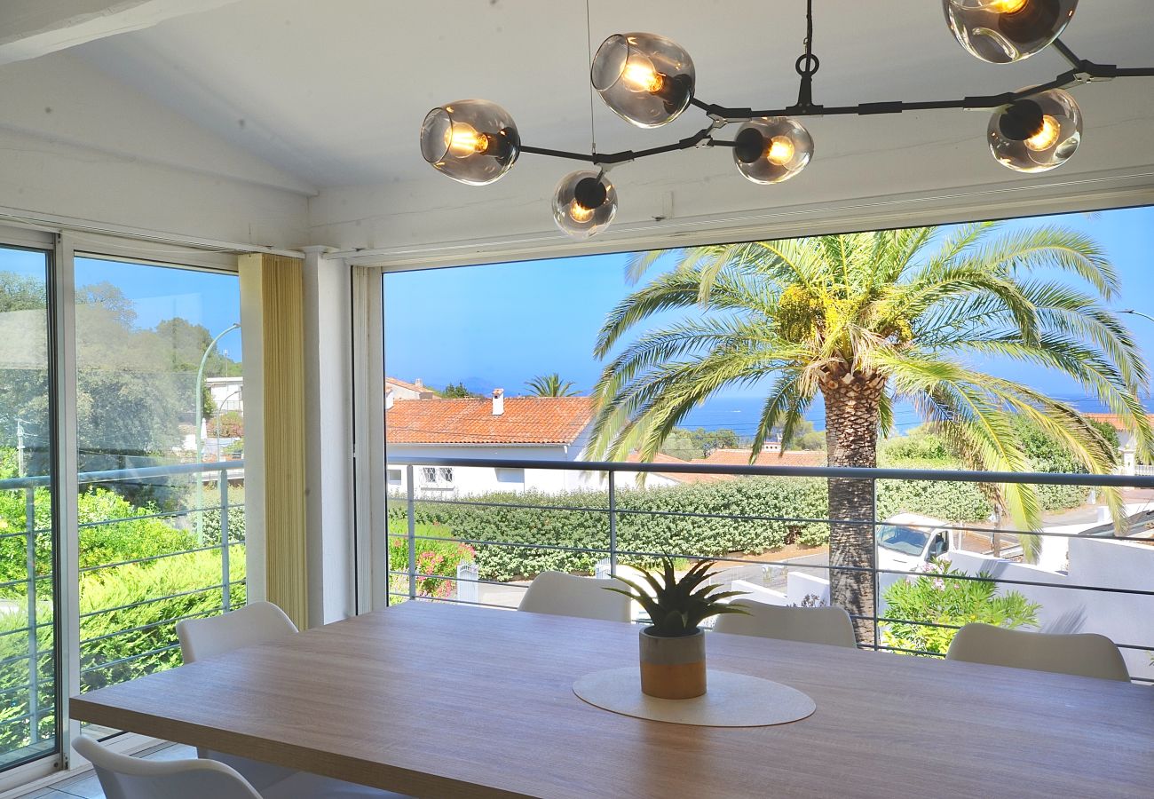 Villa in Les Issambres - Villa Palmier