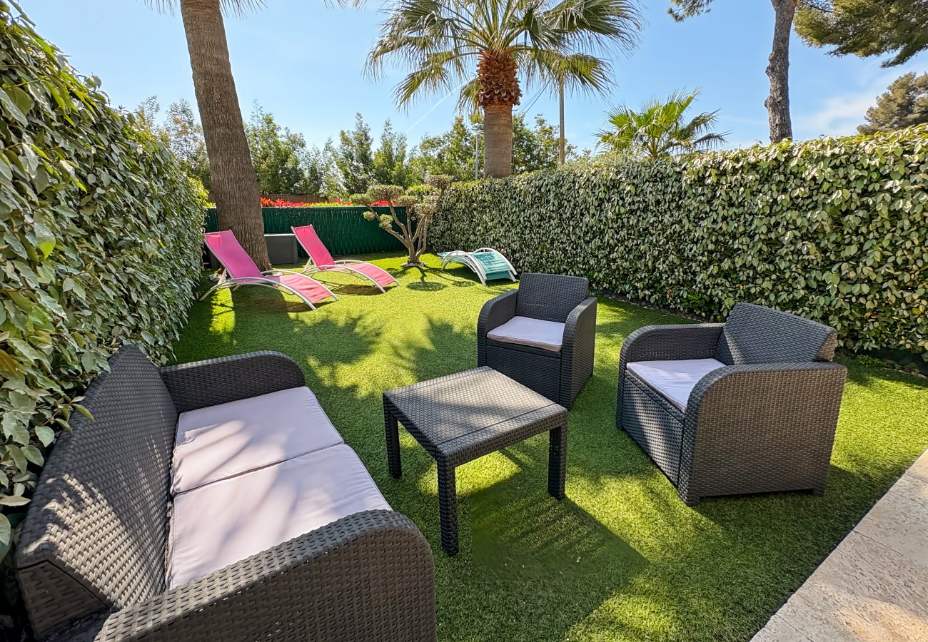Apartment in Les Issambres - Les Calanques