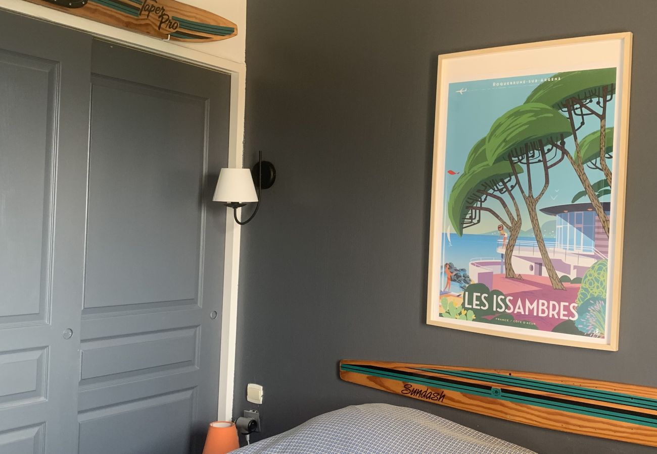 Apartment in Les Issambres - Appartement vue mer