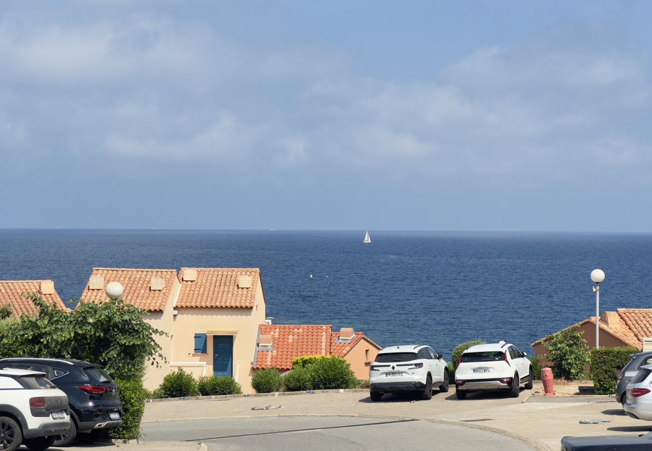Apartment in Les Issambres - Le front de mer